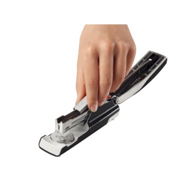 Häftapparat Leitz 5502 30 ark svart 
